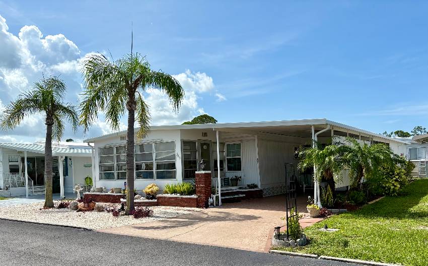 385 Sanibel St a Nokomis, FL Mobile or Manufactured Home for Sale