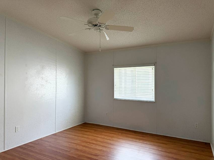 204 Bougainvillea Lane a Parrish, FL Mobile or Manufactured Home for Sale
