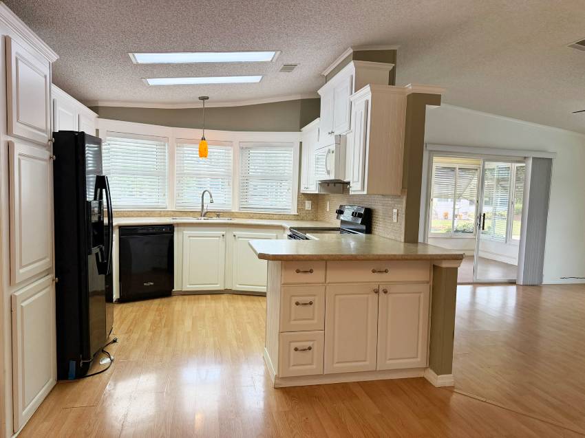 204 Bougainvillea Lane a Parrish, FL Mobile or Manufactured Home for Sale