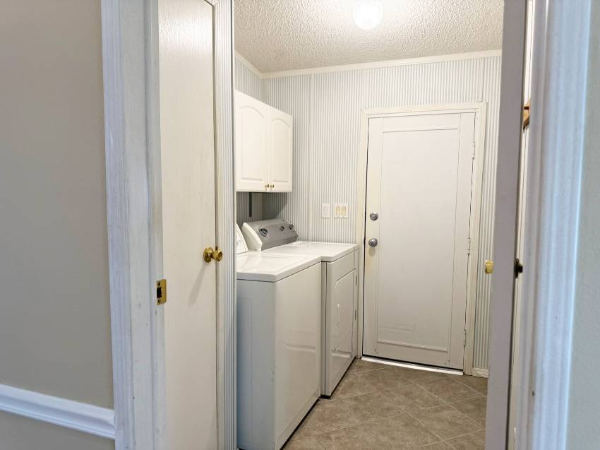 204 Bougainvillea Lane a Parrish, FL Mobile or Manufactured Home for Sale