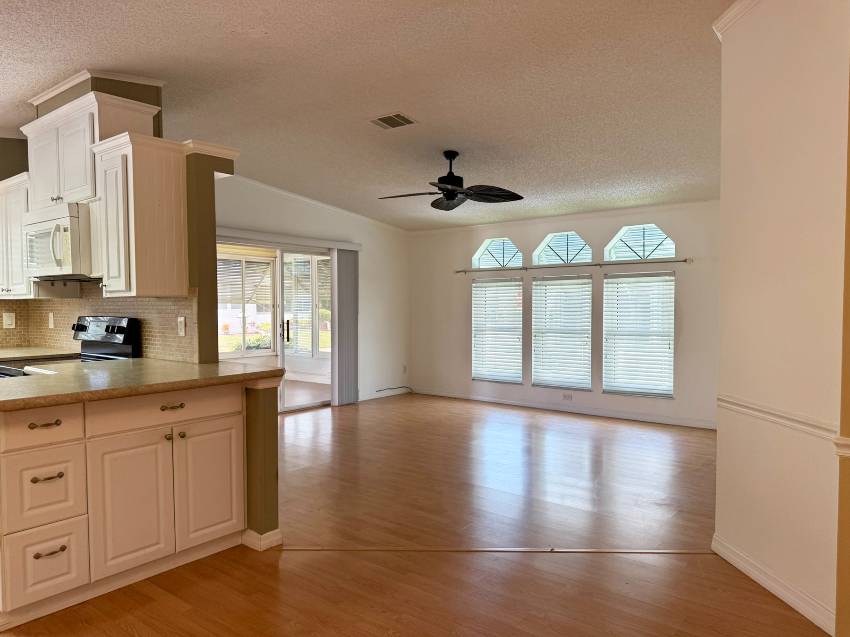 204 Bougainvillea Lane a Parrish, FL Mobile or Manufactured Home for Sale