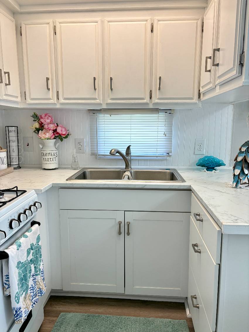 1300 N River Rd Lot R60 a Venice, FL Mobile or Manufactured Home for Sale