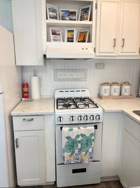 1300 N River Rd Lot R60 a Venice, FL Mobile or Manufactured Home for Sale