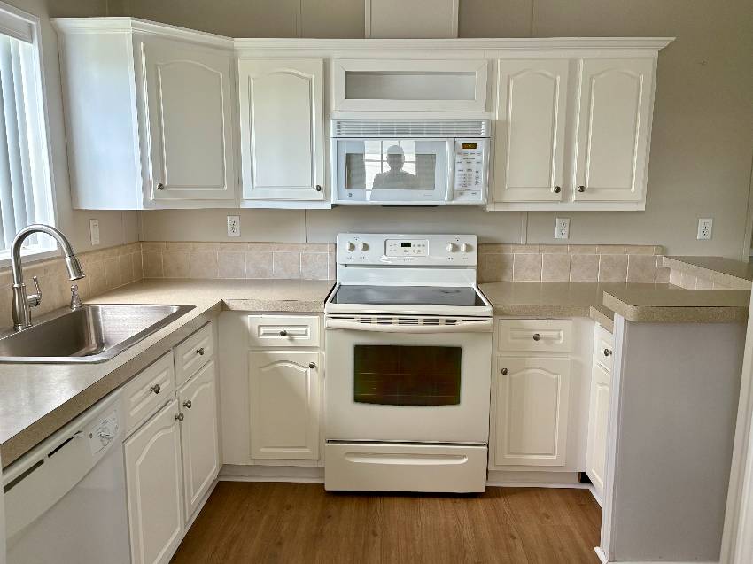 906 Cayman West a Venice, FL Mobile or Manufactured Home for Sale