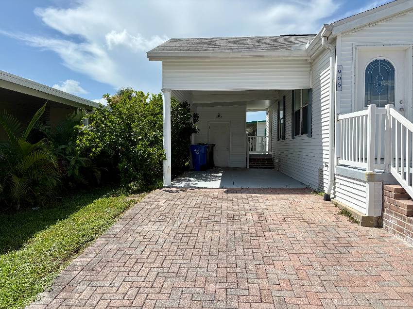 906 Cayman West a Venice, FL Mobile or Manufactured Home for Sale