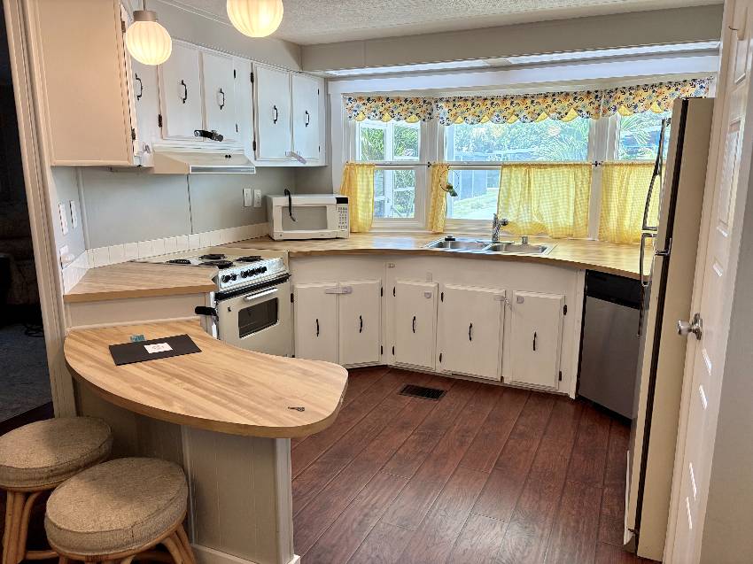 881 Exuma a Venice, FL Mobile or Manufactured Home for Sale