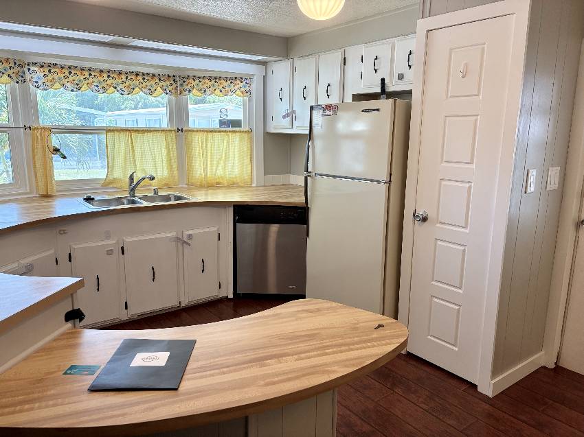 881 Exuma a Venice, FL Mobile or Manufactured Home for Sale