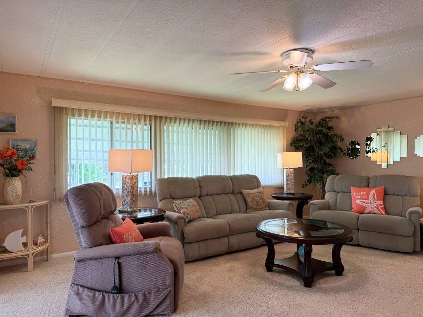 24 Peach Ave a Bradenton, FL Mobile or Manufactured Home for Sale