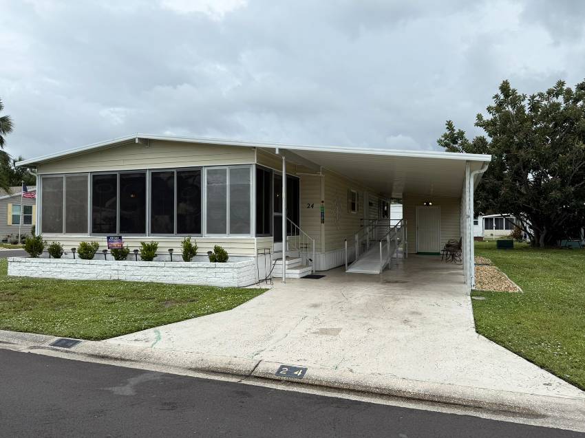 Mobile home for sale in Bradenton, FL