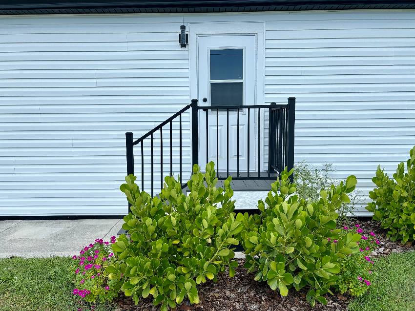 900 Bonaire W a Venice, FL Mobile or Manufactured Home for Sale