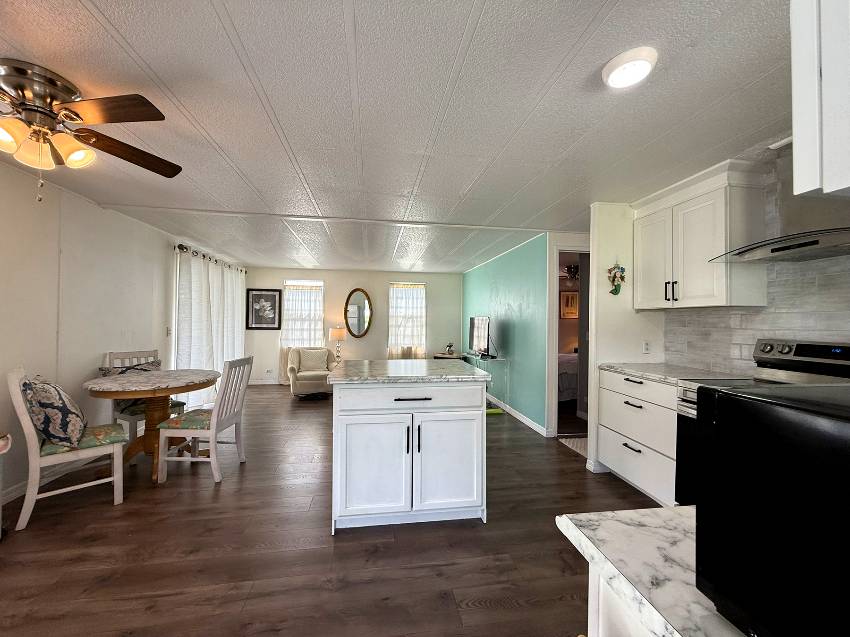 408 Coquina Dr a E, FL Mobile or Manufactured Home for Sale