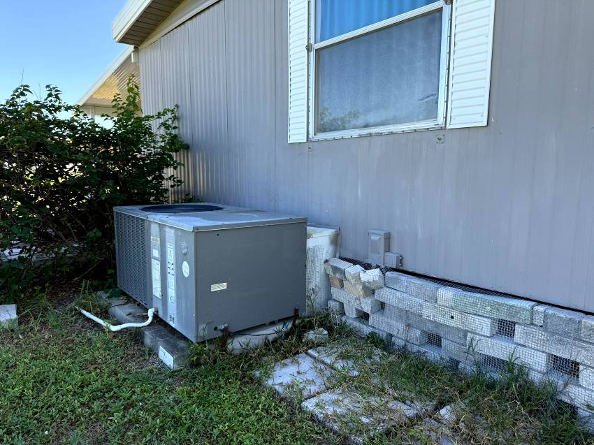 408 Coquina Dr a E, FL Mobile or Manufactured Home for Sale