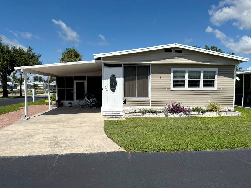 Mobile home for sale in Palmetto, FL