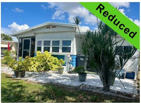 Mobile home for sale in Bradenton, FL