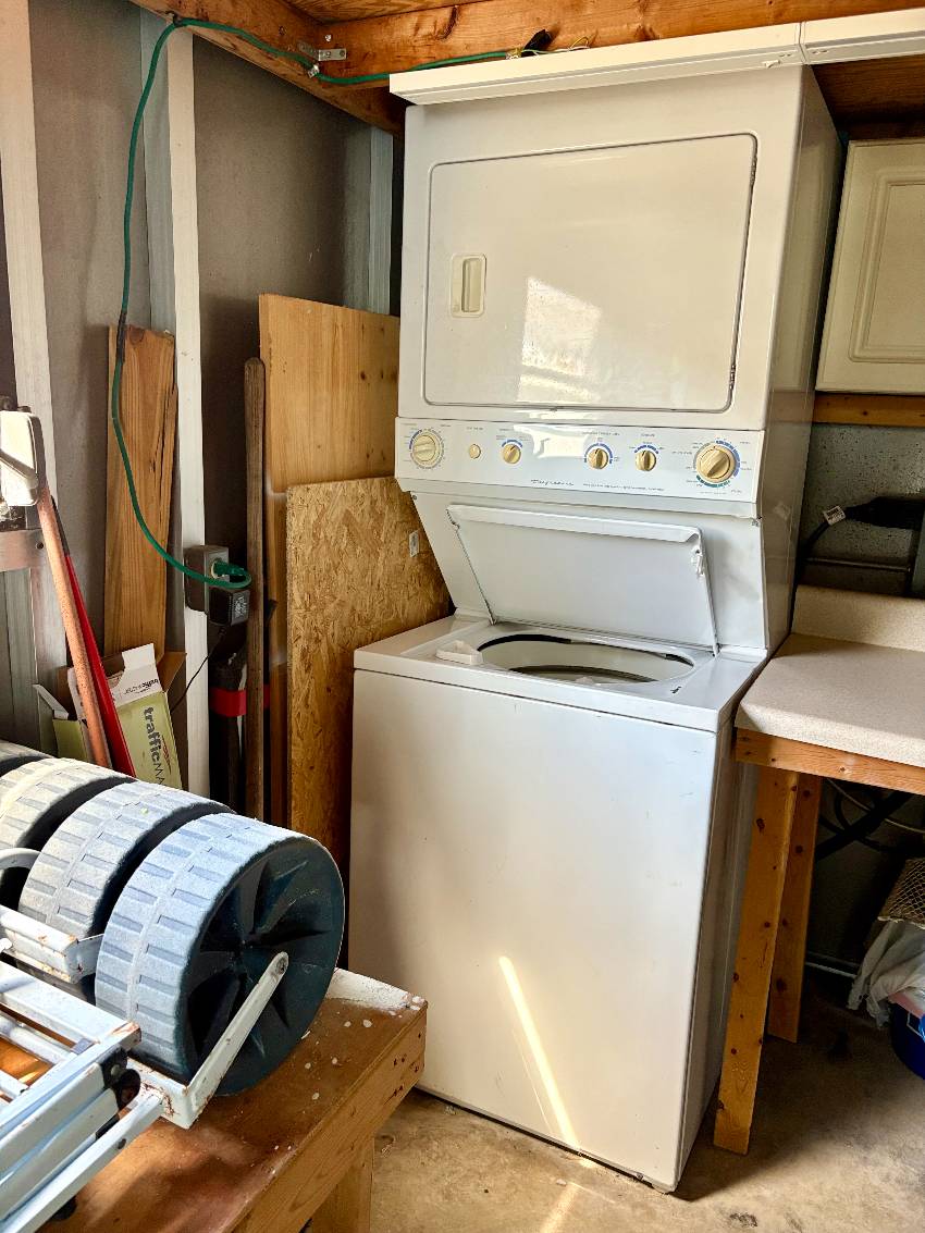 1179 Juanita Circle a Venice, FL Mobile or Manufactured Home for Sale