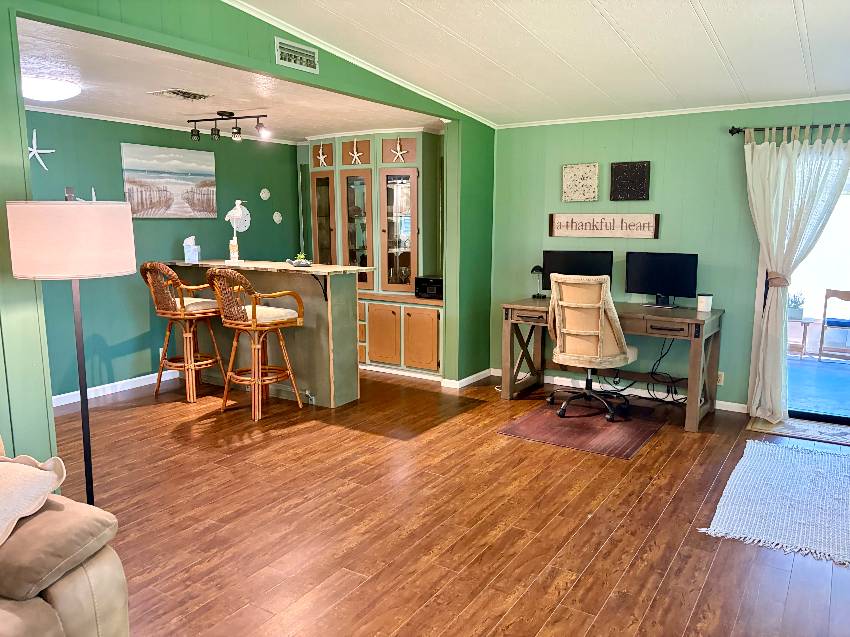 1179 Juanita Circle a Venice, FL Mobile or Manufactured Home for Sale