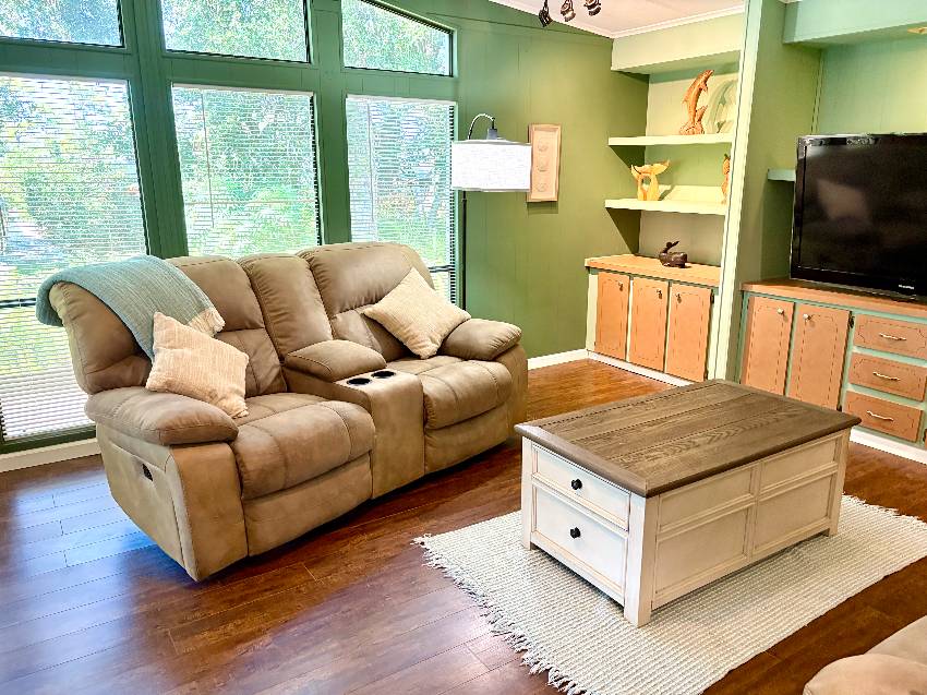 1179 Juanita Circle a Venice, FL Mobile or Manufactured Home for Sale
