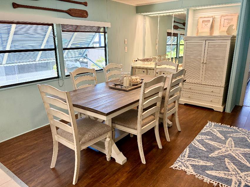1179 Juanita Circle a Venice, FL Mobile or Manufactured Home for Sale