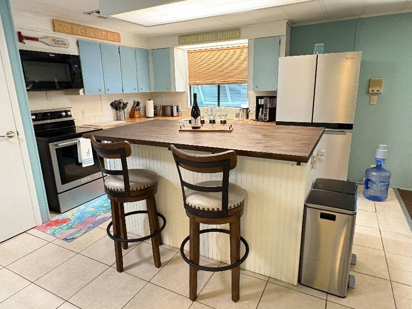 1179 Juanita Circle a Venice, FL Mobile or Manufactured Home for Sale