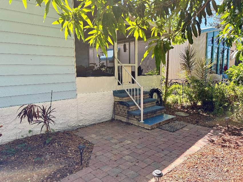 1179 Juanita Circle a Venice, FL Mobile or Manufactured Home for Sale
