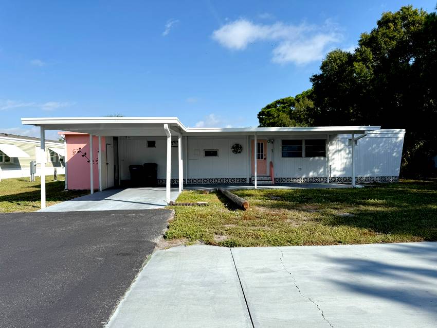 Mobile home for sale in Bradenton, FL
