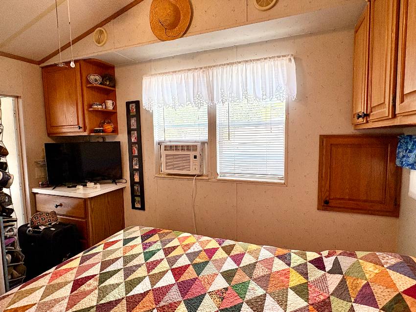 1300 N. River Rd, Lot E32 a Venice, FL Mobile or Manufactured Home for Sale