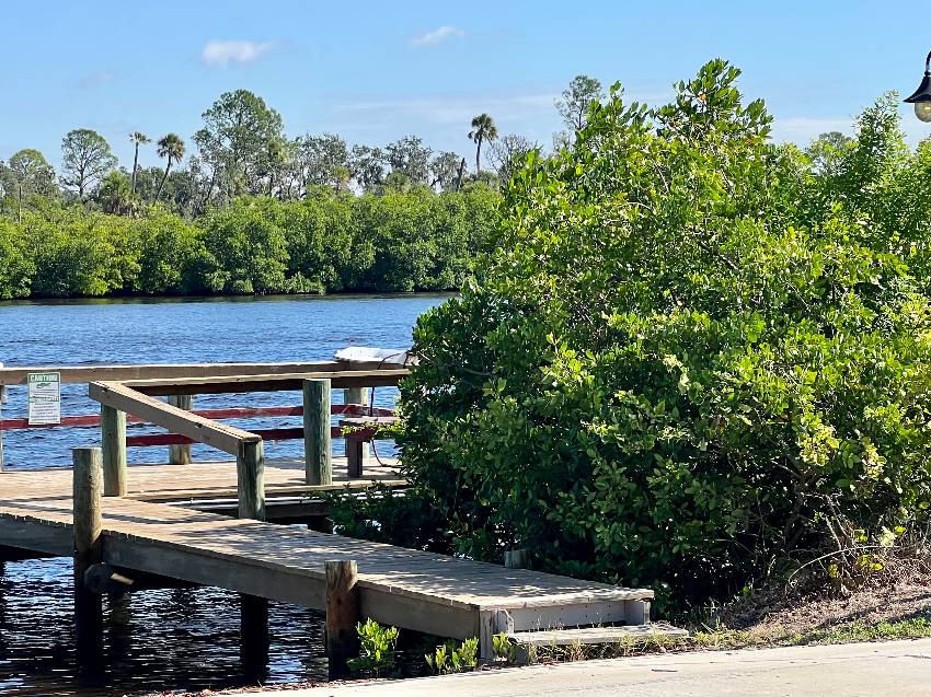 2206 Chaney Dr Lot 305 a Ruskin, FL Mobile or Manufactured Home for Sale