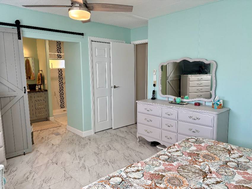 912 Posadas W a Venice, FL Mobile or Manufactured Home for Sale