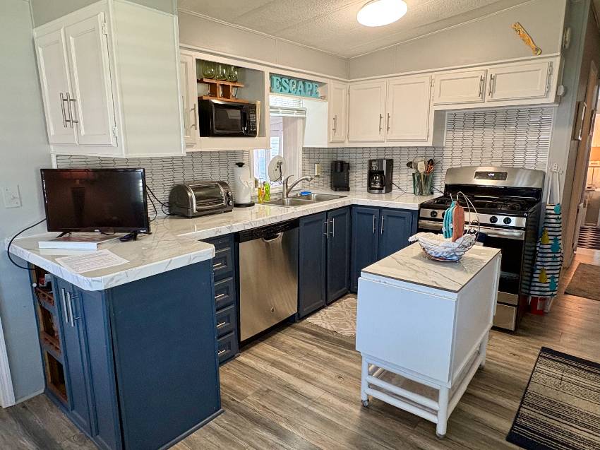 1300 N River Road C8 a Venice, FL Mobile or Manufactured Home for Sale