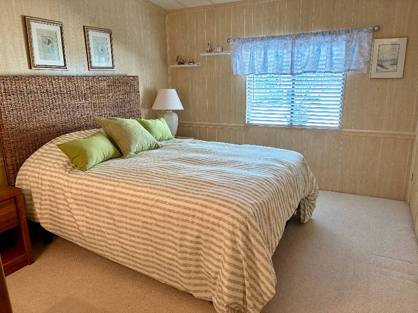 1215 Hispaniola Way a Venice, FL Mobile or Manufactured Home for Sale