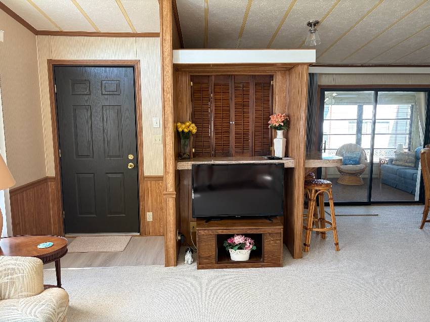 1215 Hispaniola Way a Venice, FL Mobile or Manufactured Home for Sale