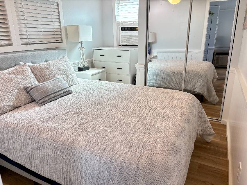 1300 N River Road, Lot E125 a Venice, FL Mobile or Manufactured Home for Sale