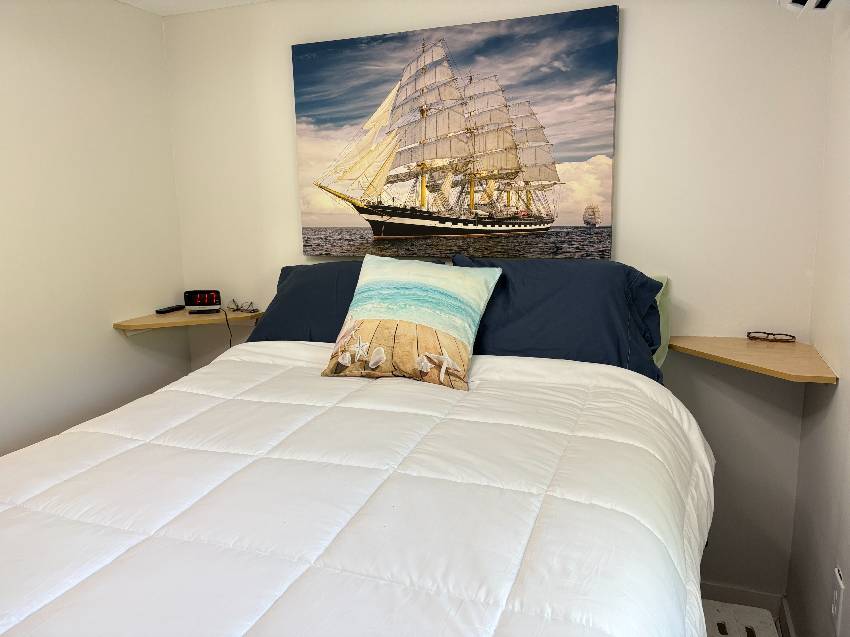 1300 N River Road, Lot R26 a Venice, FL Mobile or Manufactured Home for Sale