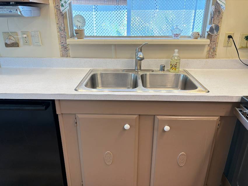 907 Trinidad W a Venice, FL Mobile or Manufactured Home for Sale