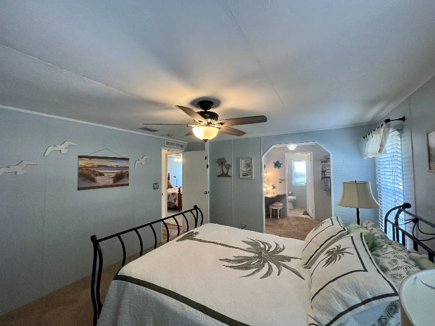 8023 Buena Vista Dr a Ellenton, FL Mobile or Manufactured Home for Sale