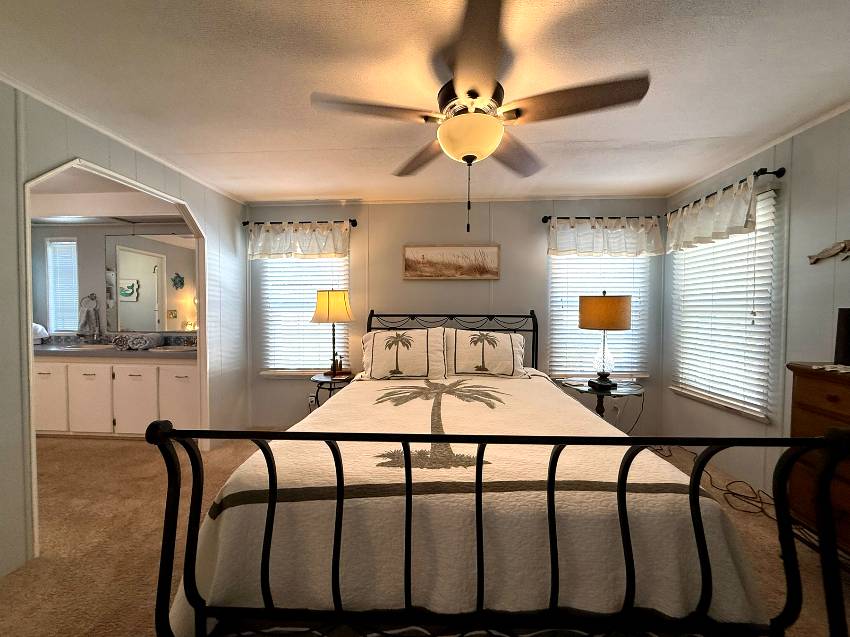 8023 Buena Vista Dr a Ellenton, FL Mobile or Manufactured Home for Sale