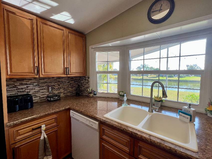 8023 Buena Vista Dr a Ellenton, FL Mobile or Manufactured Home for Sale