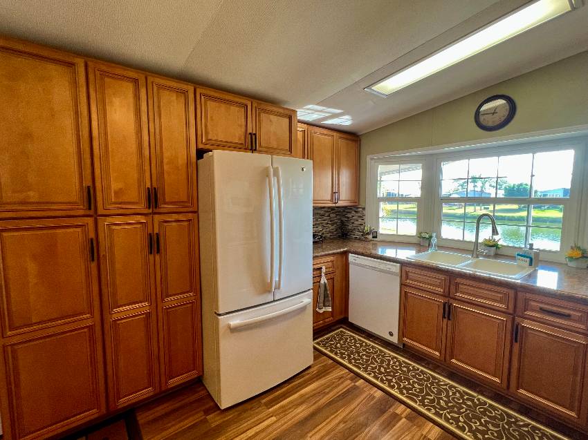 8023 Buena Vista Dr a Ellenton, FL Mobile or Manufactured Home for Sale