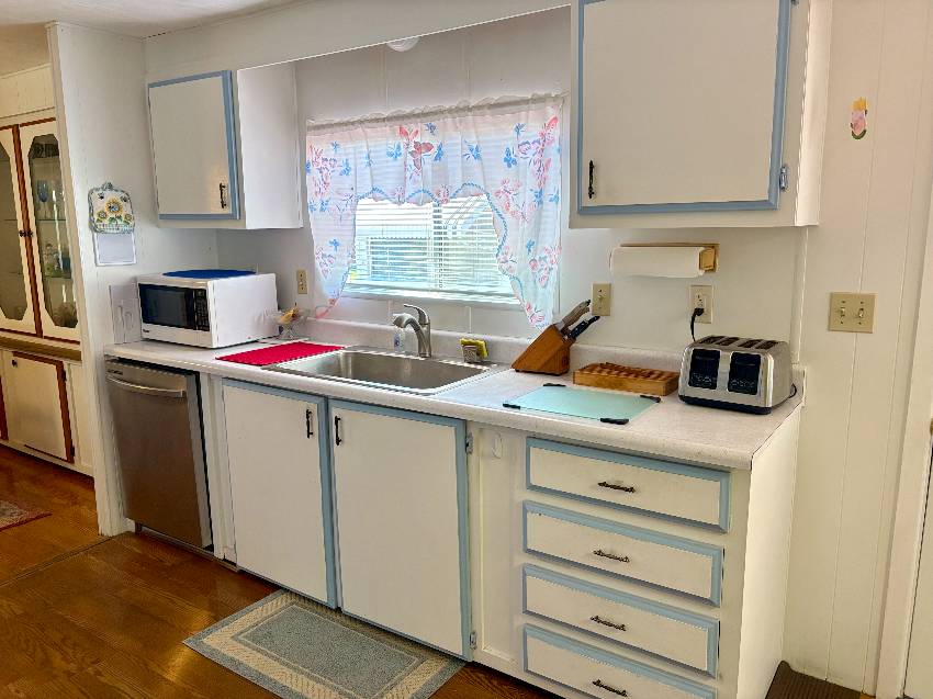 977 Sand Cay E a Venice, FL Mobile or Manufactured Home for Sale