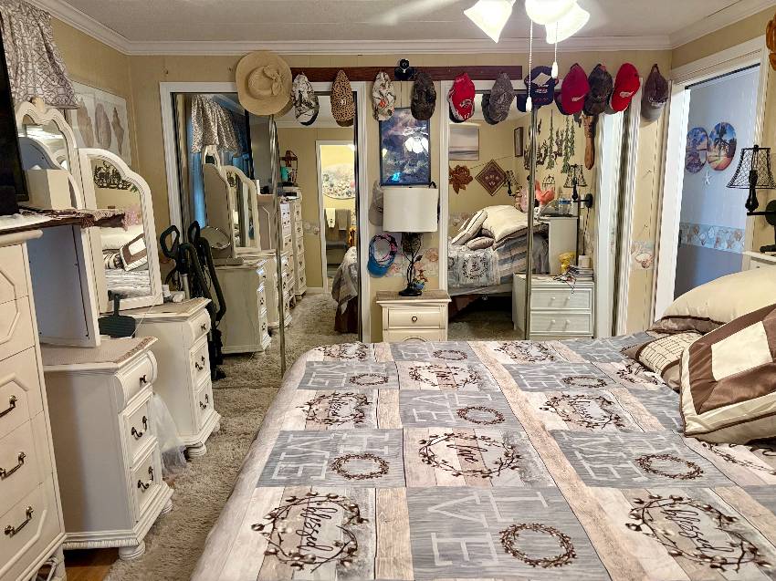 445 Cobia a Venice, FL Mobile or Manufactured Home for Sale