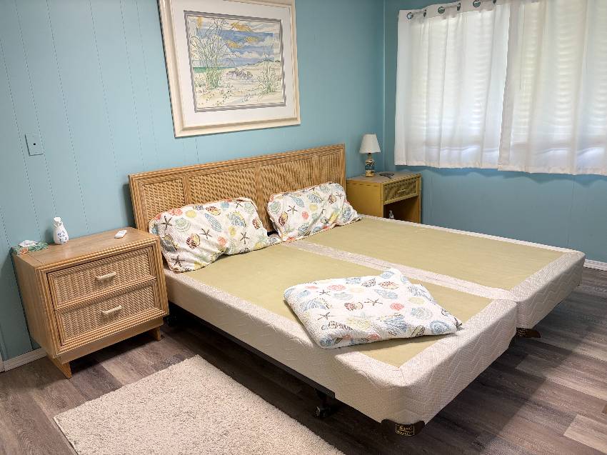 921 Eleuthera W a Venice, FL Mobile or Manufactured Home for Sale