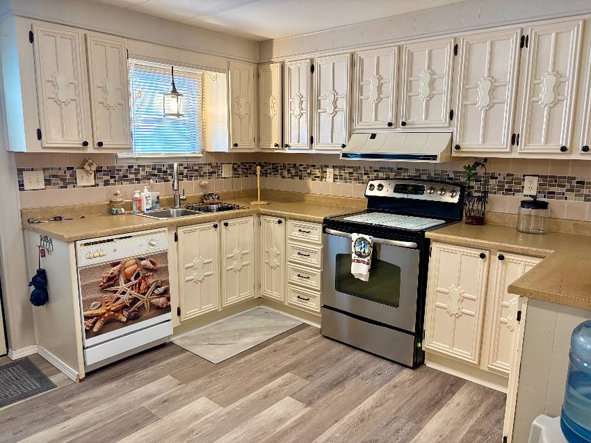 921 Eleuthera W a Venice, FL Mobile or Manufactured Home for Sale