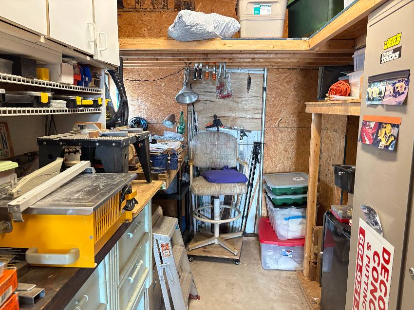 917 Sand Cay W a Venice, FL Mobile or Manufactured Home for Sale