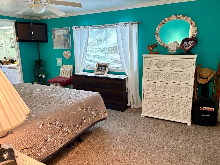 917 Sand Cay W a Venice, FL Mobile or Manufactured Home for Sale