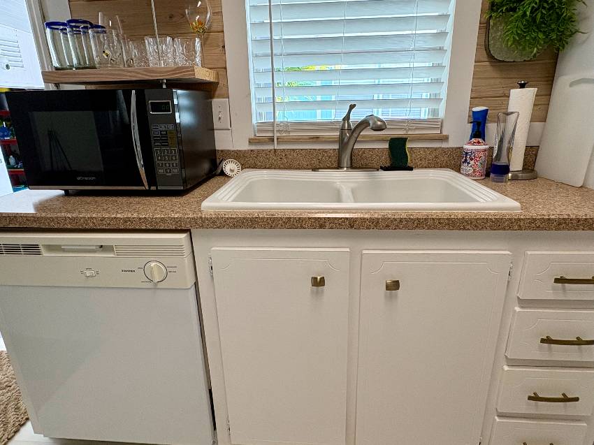 430 Andros a Venice, FL Mobile or Manufactured Home for Sale