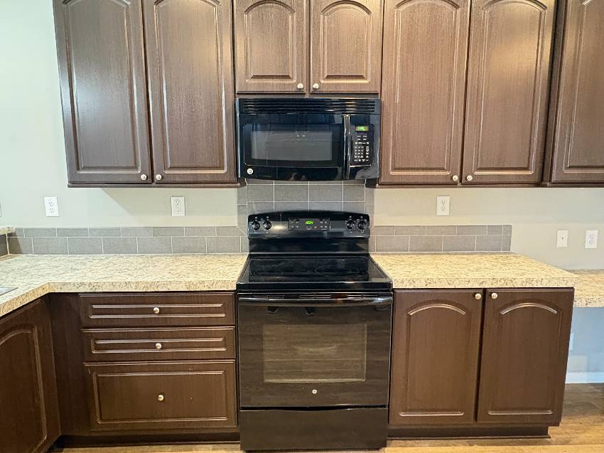 943 Lucaya W a Venice, FL Mobile or Manufactured Home for Sale