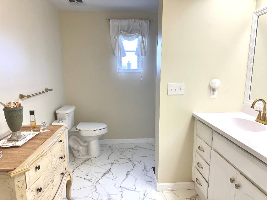 583 Bayshore Dr a Ellenton, FL Mobile or Manufactured Home for Sale