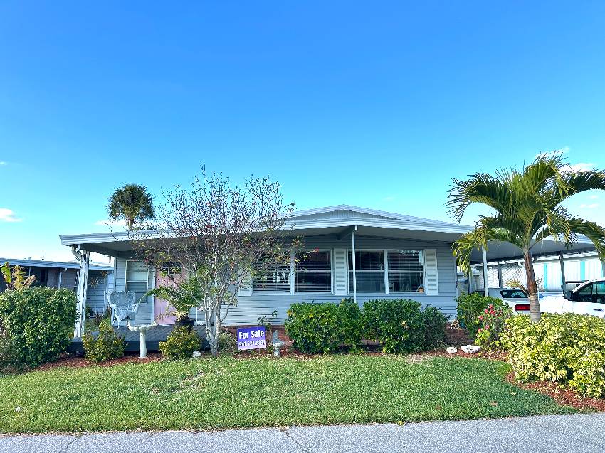 Mobile home for sale in Ellenton, FL