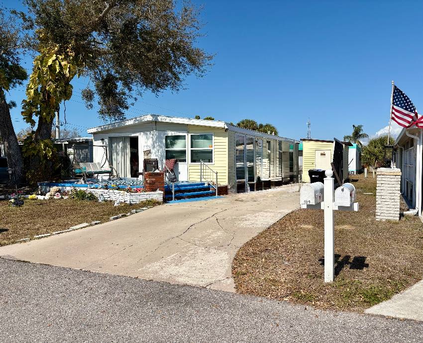 909 Kenoma W a Venice, FL Mobile or Manufactured Home for Sale