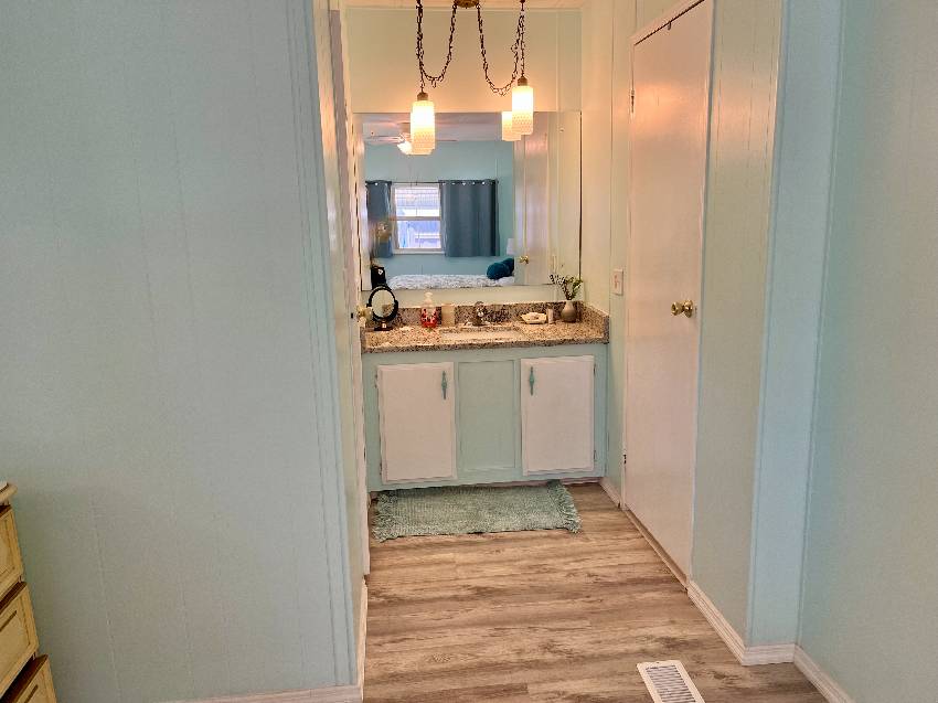 987 Haiti  E a Venice, FL Mobile or Manufactured Home for Sale